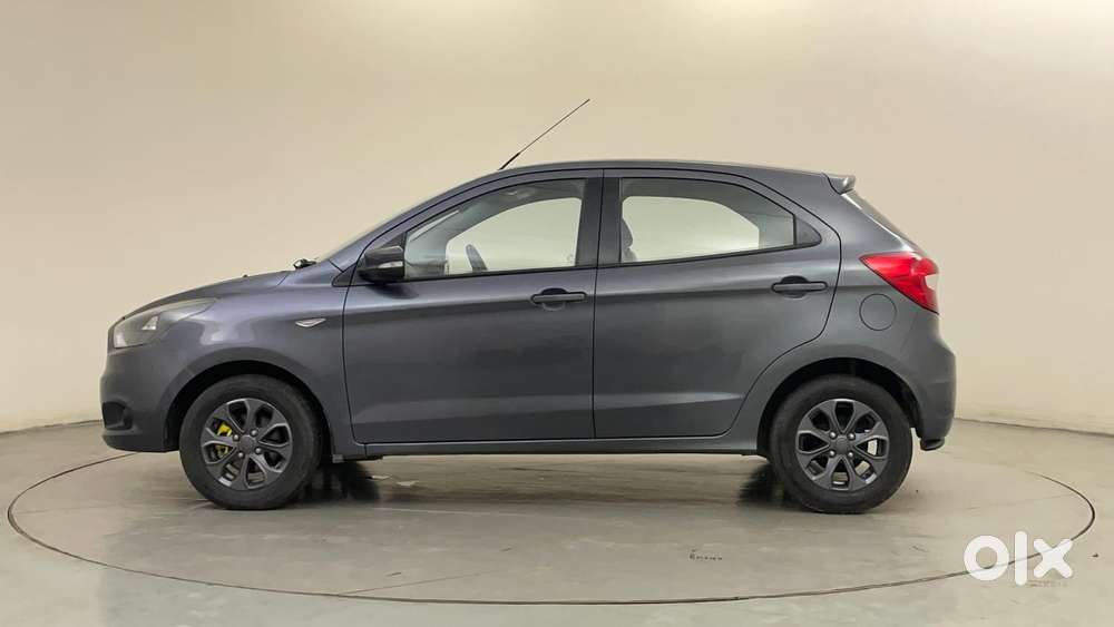 Ford Figo 1.2p Trend Mt, 2015, Petrol