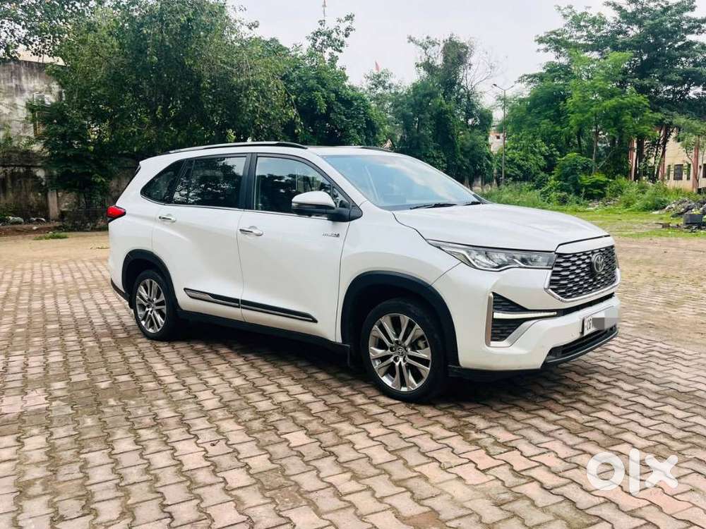 Toyota Innova Hycross 2.0 Zx Hybrid 7 Str, 2024, Electric