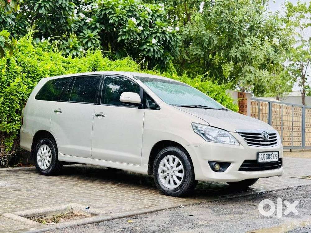 Toyota Innova 2.5 Z Diesel 7 Seater, 2013, Diesel