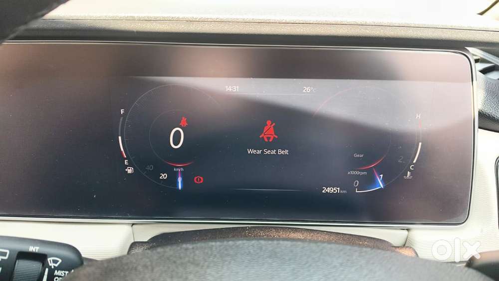 Mahindra Xuv700 2.0 Ax 5 Petrol Mt 7 Str, 2022, Petrol