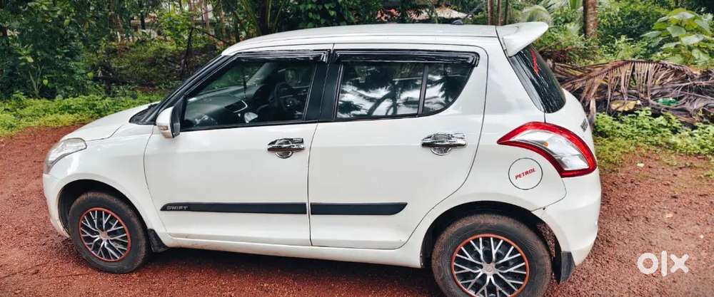 Maruti Suzuki Swift 2014 Petrol Vxi