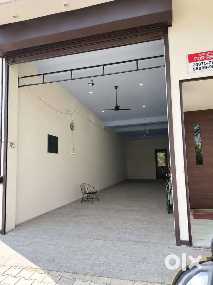 SHOP / GODOWN FOR RENT