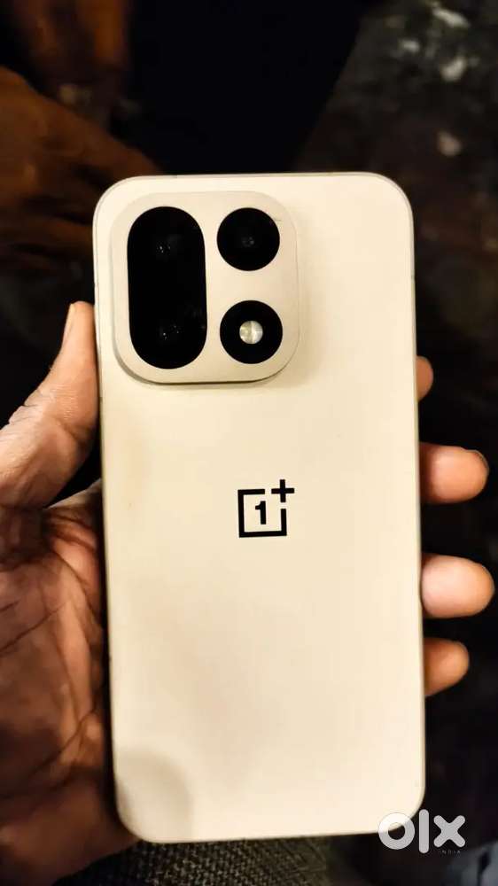One plus 15 12/256 white colour 6 month under warranty bill box availa