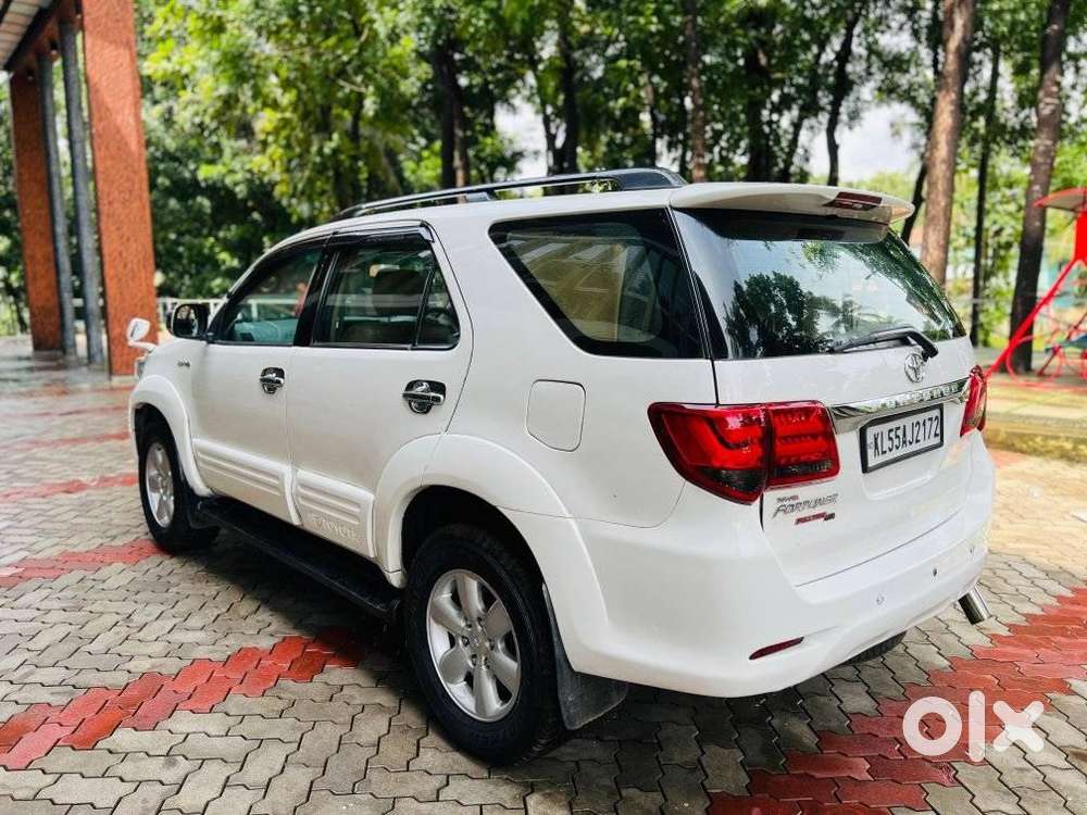 Toyota Fortuner 3.0 4x2 Mt, 2009, Diesel