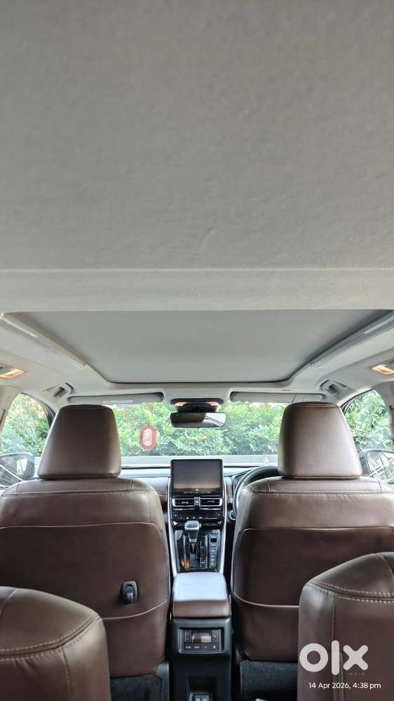 Car For Sale 2023 Toyota Innova Hycross Zx (o) Hybrid Automatic