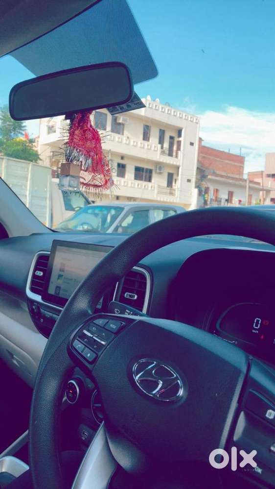 Hyundai Venue 2024 Petrol Good Condition