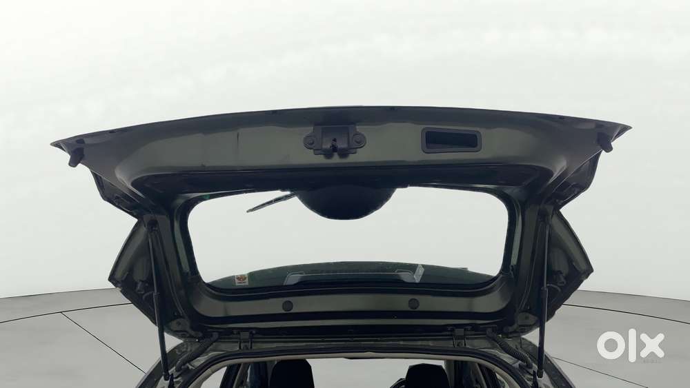 Tata Nexon 1.2 Revotron Xza Plus, 2022, Petrol