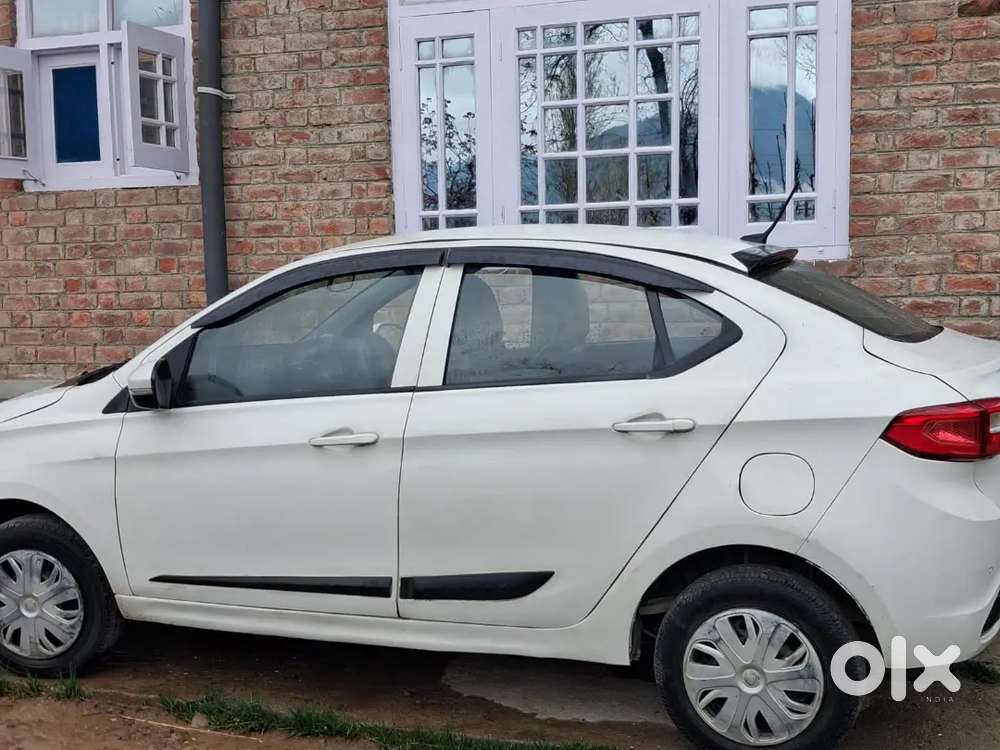 Tata Tigor 2017 Petrol Manual