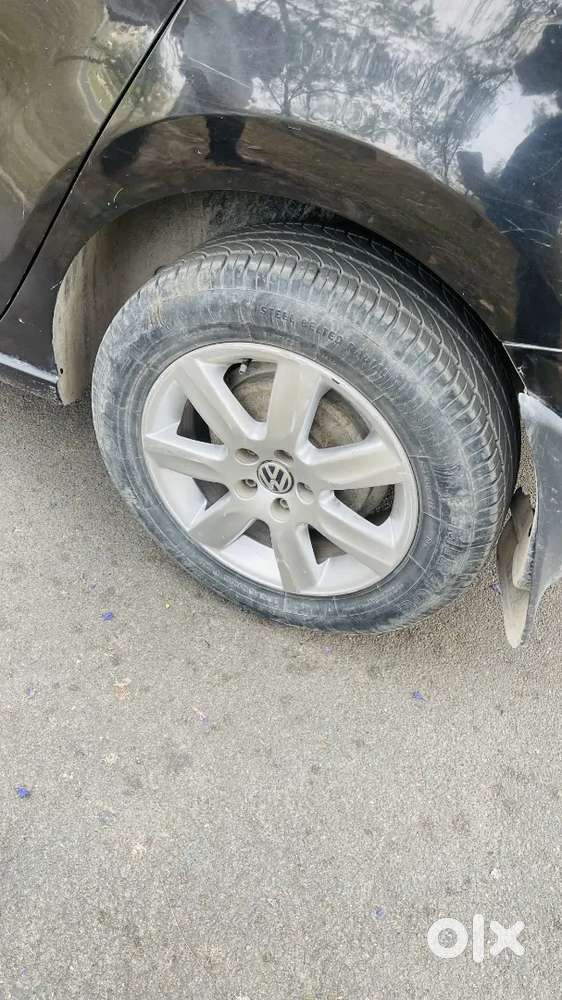 Volkswagen Vento 2011 Highline Petrol