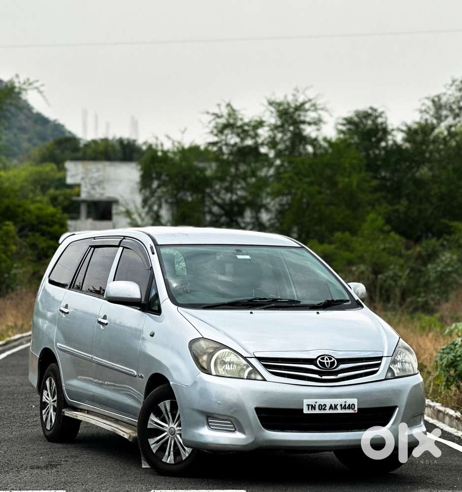 Toyota Innova 2.5 G (diesel) 8 Seater, 2009, Diesel