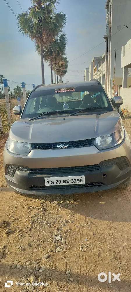 Mahindra Kuv 100 2017