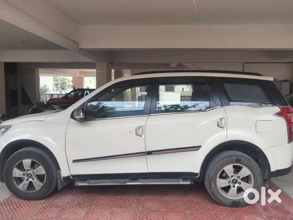 Mahindra Xuv500 2013 Variant W8
