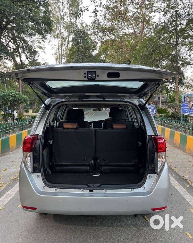 Toyota Innova Crysta 2.8 Gx At, 2019, Petrol