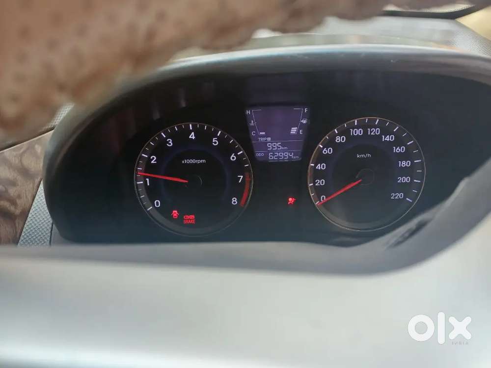 Hyundai Verna Fluidic 2012 Manual