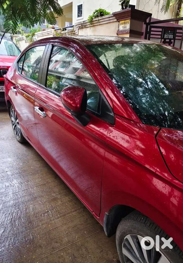 Honda City Zx 2023 Petrol 5500 Km Driven.