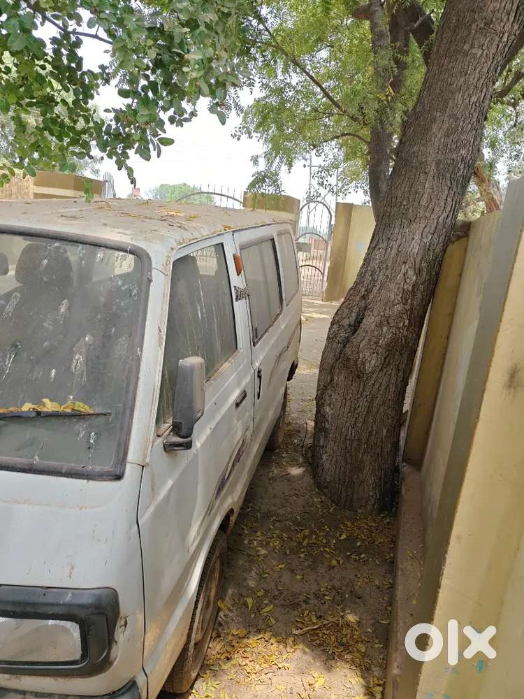 White Color Van Single Handedly Use 1st Owner