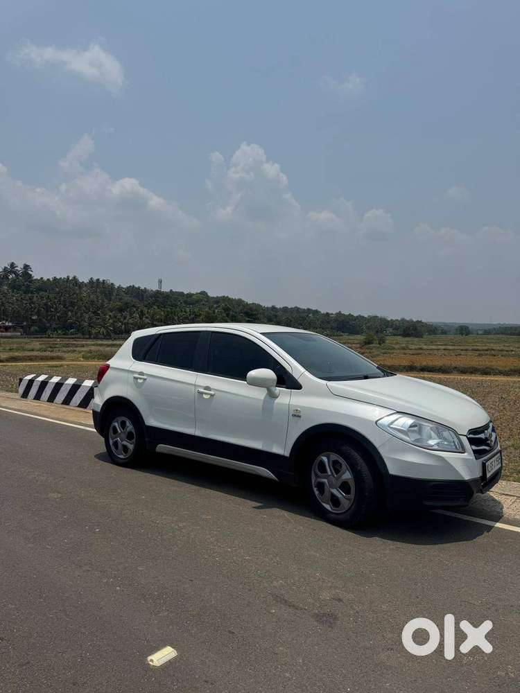 Maruti Suzuki S-cross 2016 Diesel Well Maintained