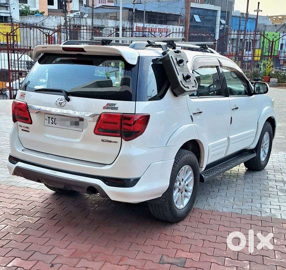 Toyota Fortuner 3.0 4x2 Automatic, 2013, Diesel