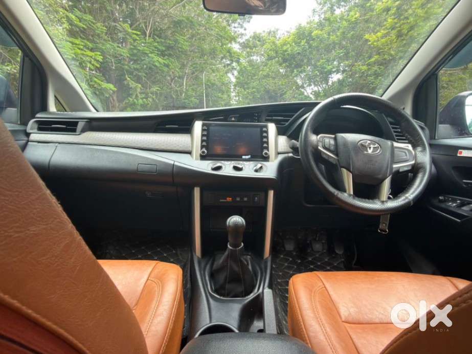 Toyota Innova Crysta 2.4 Gx Limited Edition 7 Str, 2023, Diesel