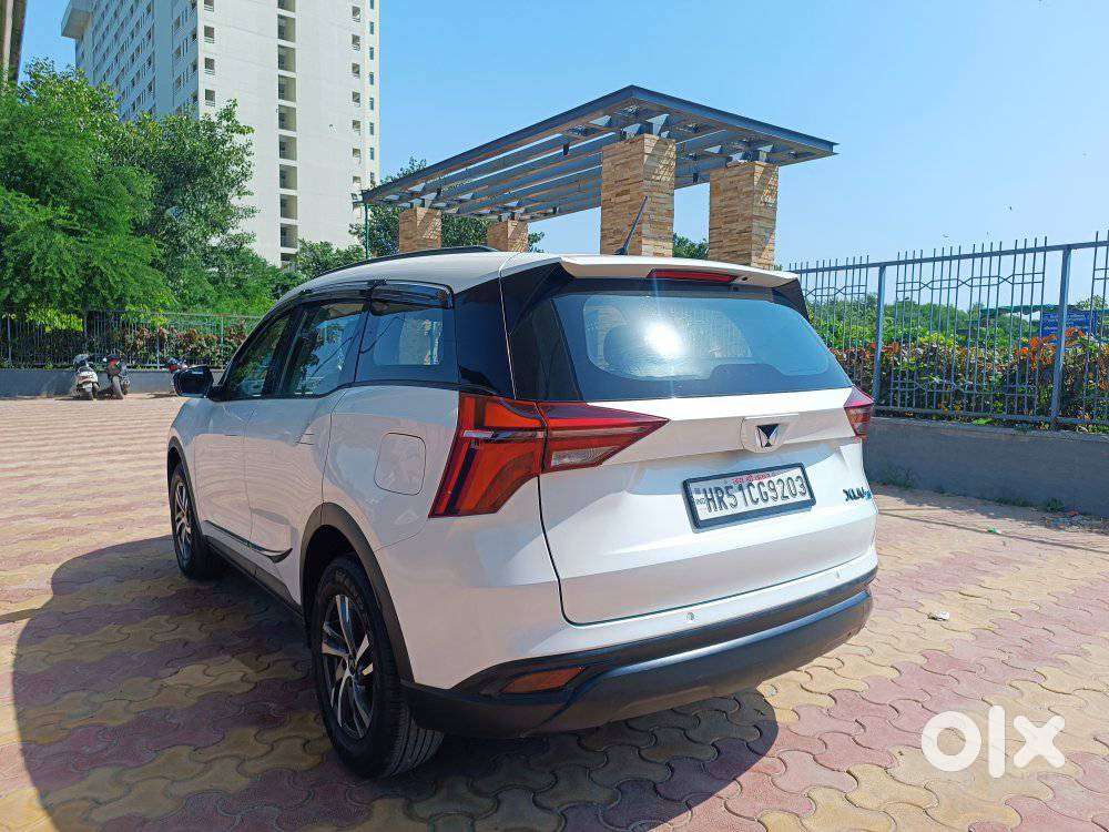 Mahindra Xuv700 Mx Diesel Mt 5 Str (e), 2022, Diesel