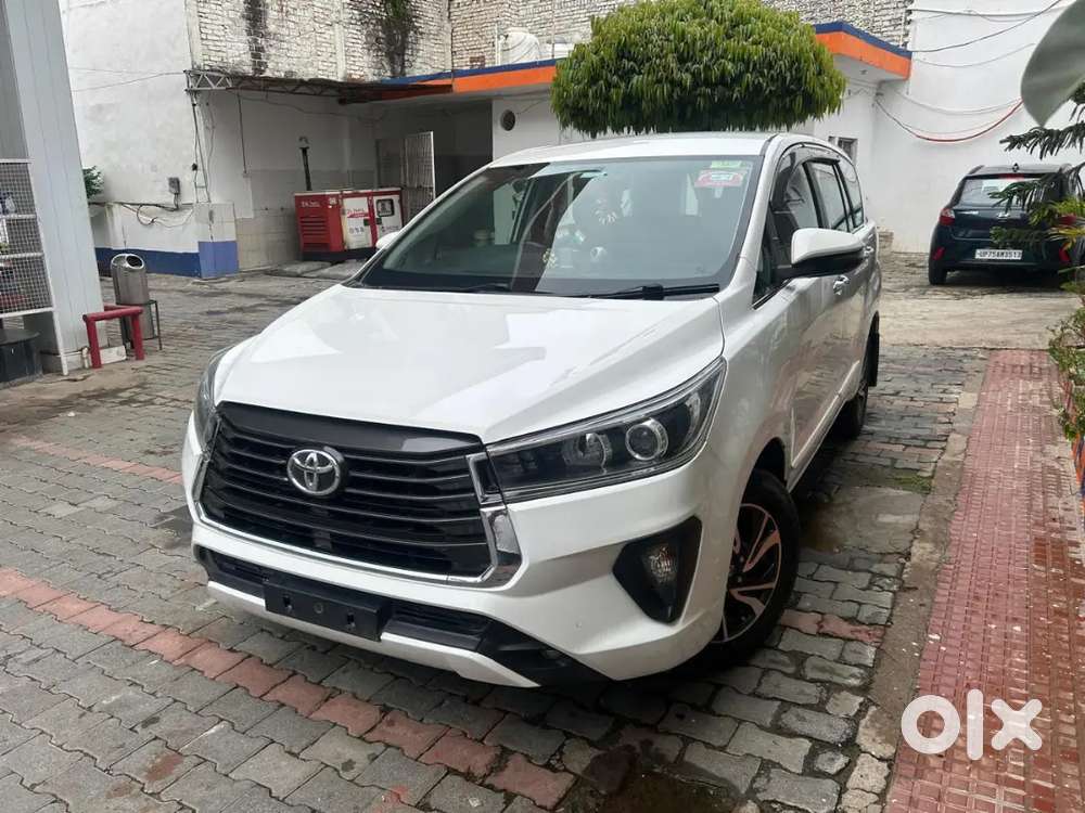 Toyota Innova Crysta 2022 Diesel 142000 Km Driven