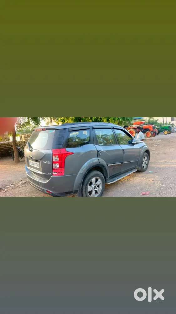 मेरे को न्यू इलेट्रॉनिक कार लेनी