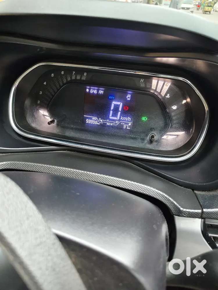 Tata Nexon Xm Bs 6