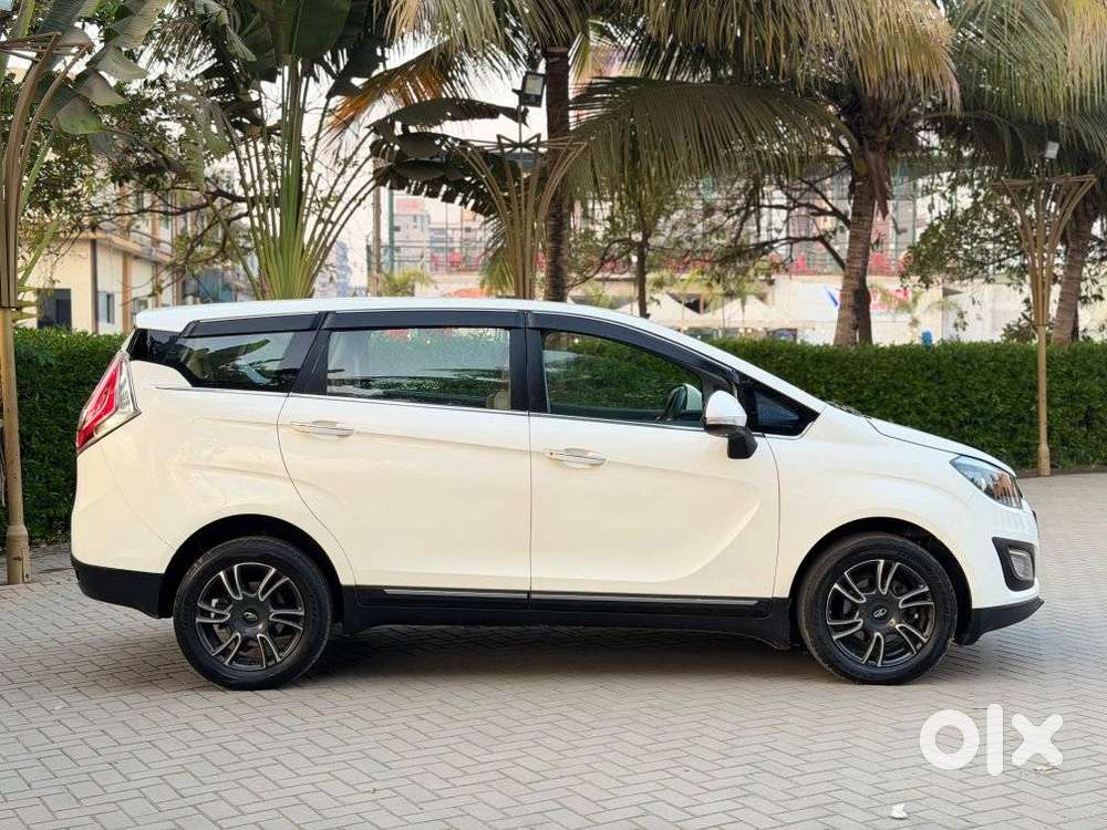 Mahindra Marazzo M8 8str, 2018, Diesel