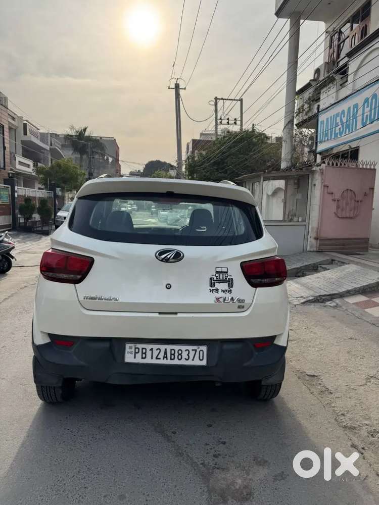 Mahindra Kuv 100 2016
