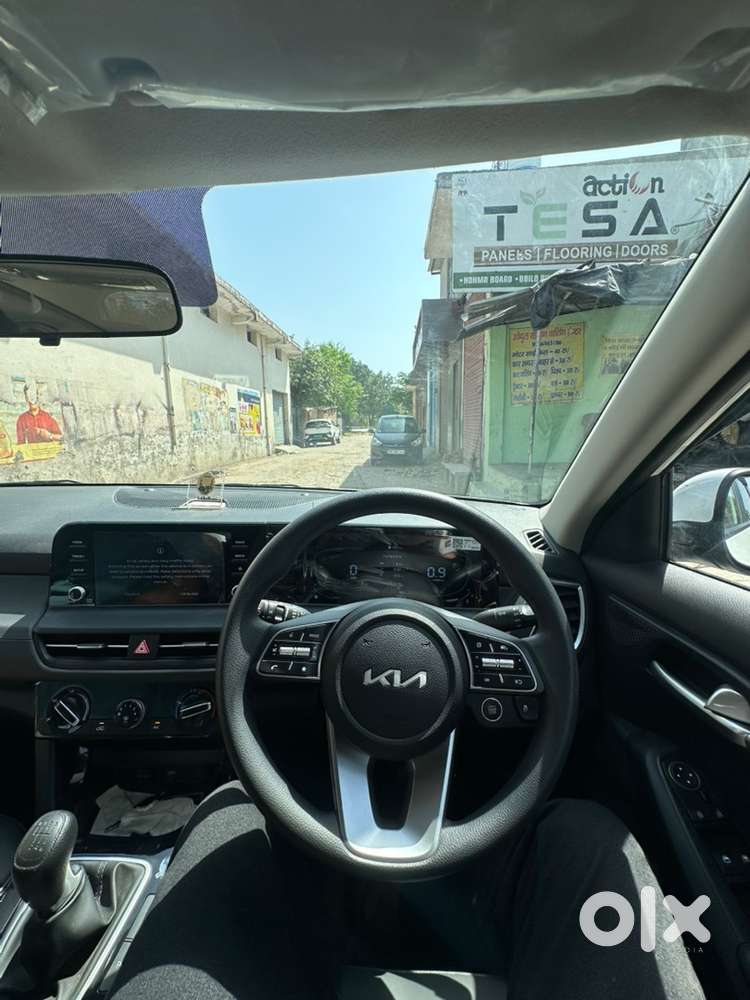 Kia Seltos 2025 Petrol Well Maintained