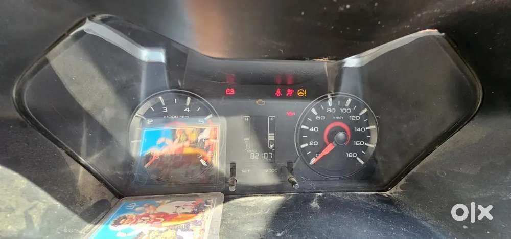 Mahindra Kuv100 Nxt 2016 Petrol 82000 Km Driven