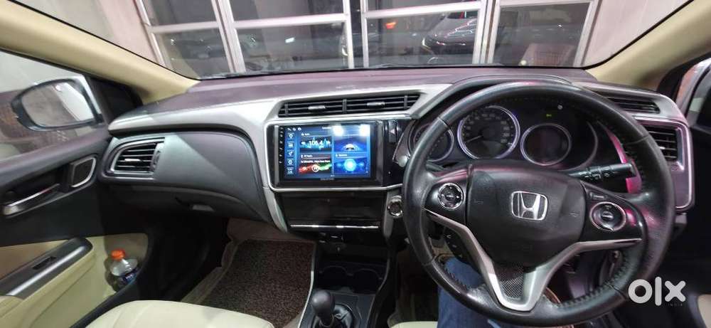 Honda City V Mt Sunroof, 2017, Diesel