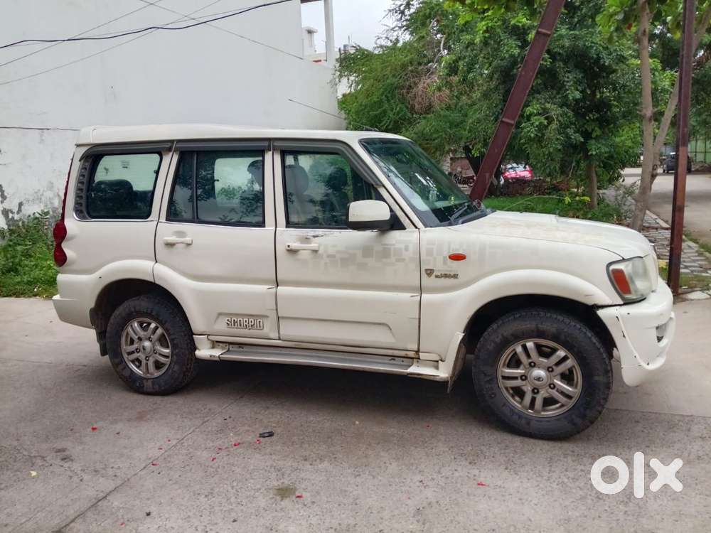 Mahindra Scorpio Vlx 2wd Abs At Bsiii, 2011, Diesel