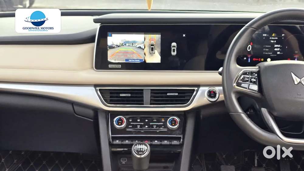 Mahindra Xuv700 2.2 Ax 7 Diesel Mt Luxury Pack Str, 2024, Diesel