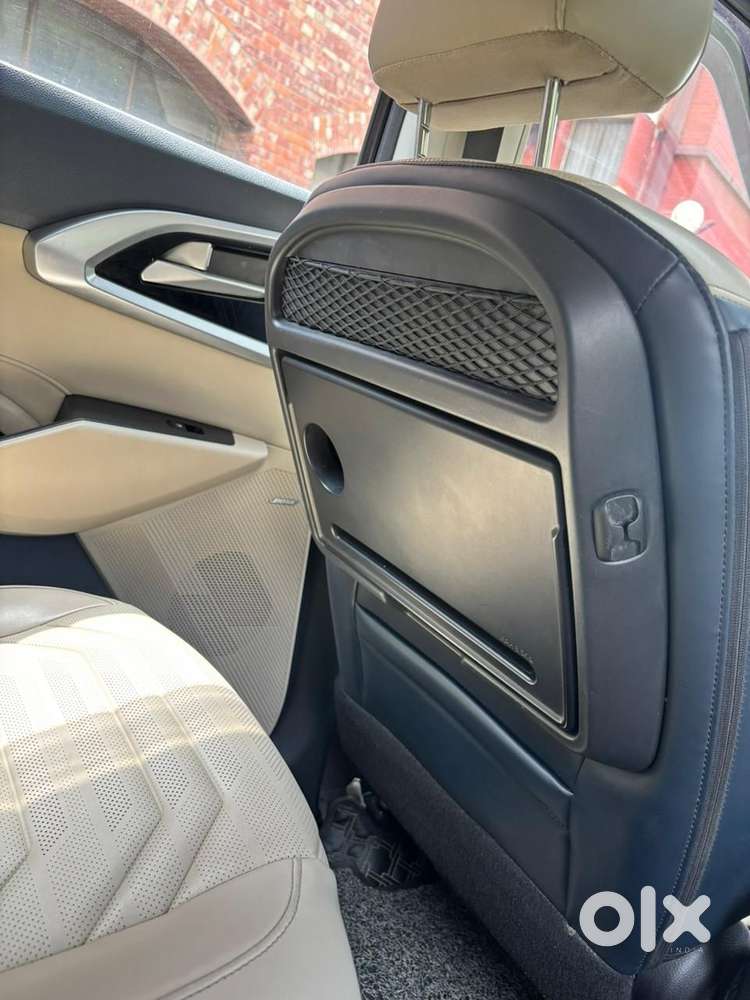 Kia Carens 1.5 Luxury Plus Diesel At 7 Str, 2022, Diesel