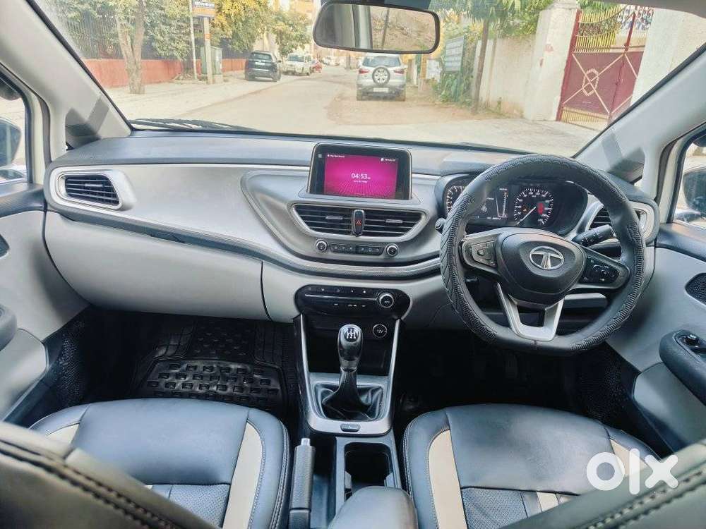 Tata Altroz 1.2 Xm Plus, 2020, Petrol