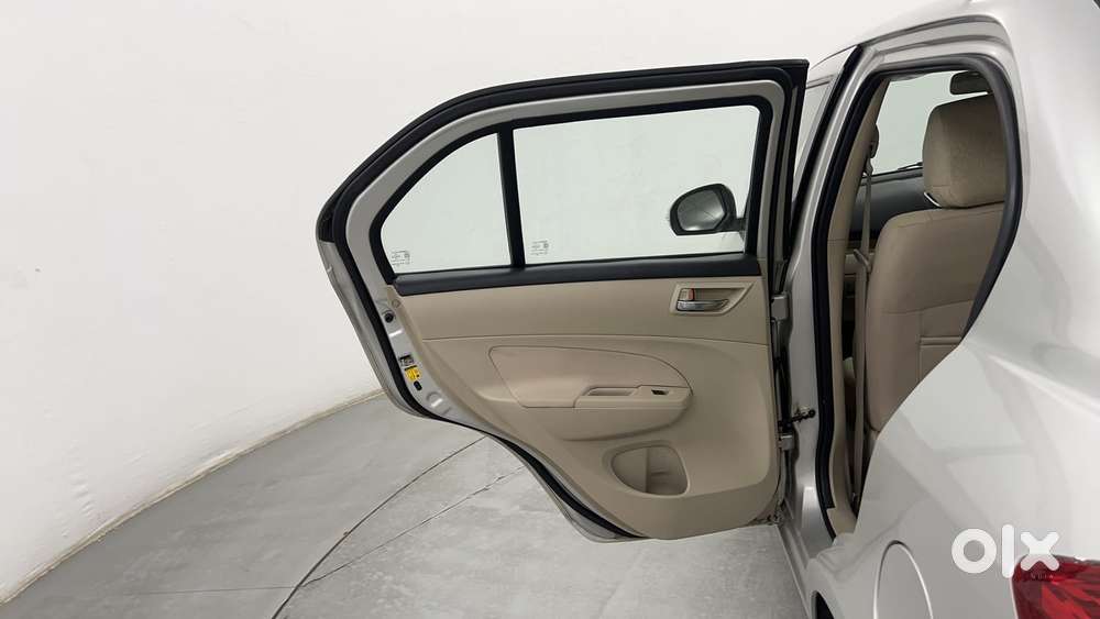 Maruti Suzuki Swift Dzire Amt Zdi, 2017, Diesel