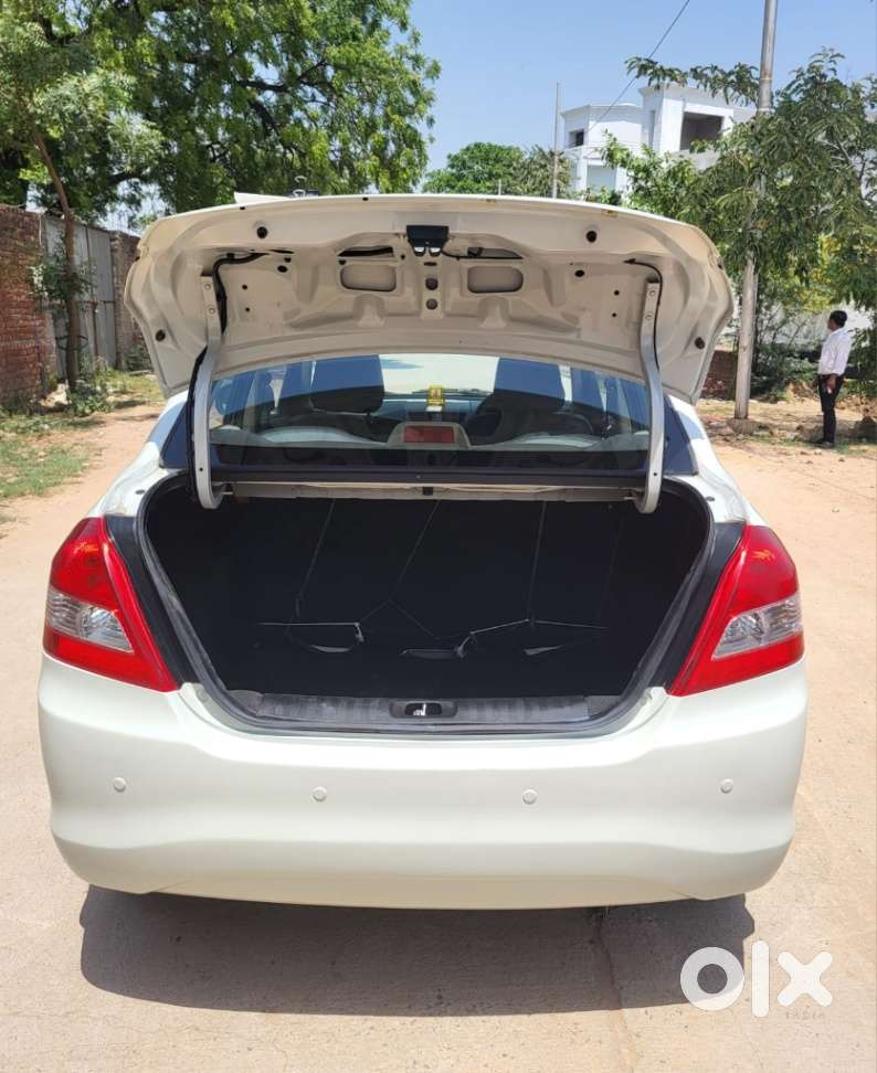 Maruti Suzuki Dzire 1.2 Lxi, 2015, Petrol