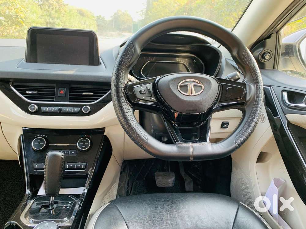 Tata Nexon Amt Xza Plus, 2020, Cng & Hybrids