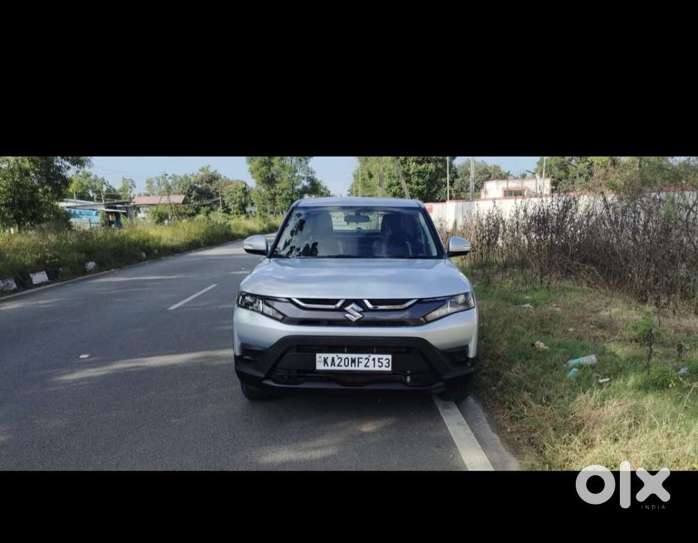 Maruti Suzuki Brezza 1.5 Lxi Smart Hybrid, 2023, Petrol