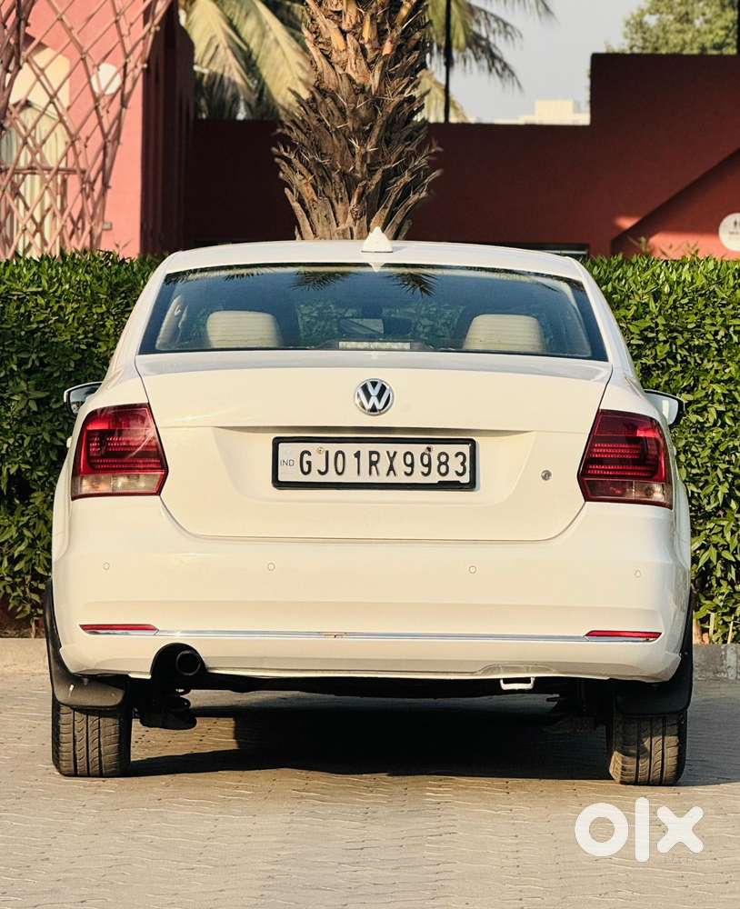 Volkswagen Vento 1.2 Tsi Highline Plus At, 2017, Petrol