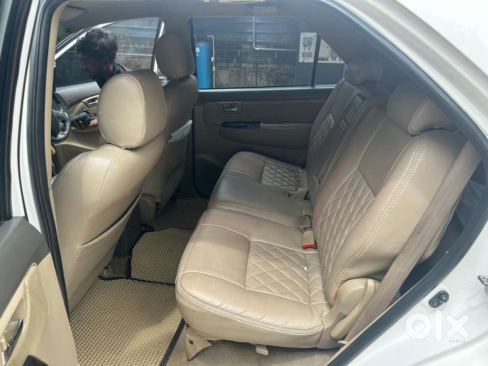 Toyota Fortuner 4x2 At, 2013, Diesel