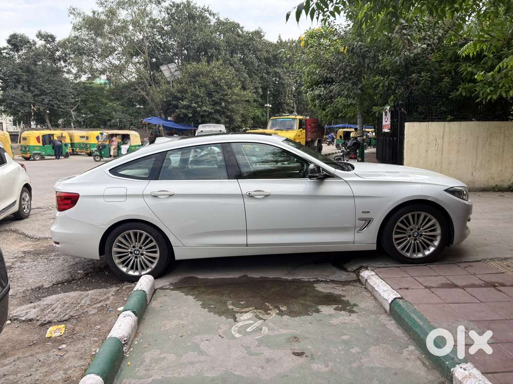 Bmw 3 Series Gt 320d Luxury Line, 2016, Diesel