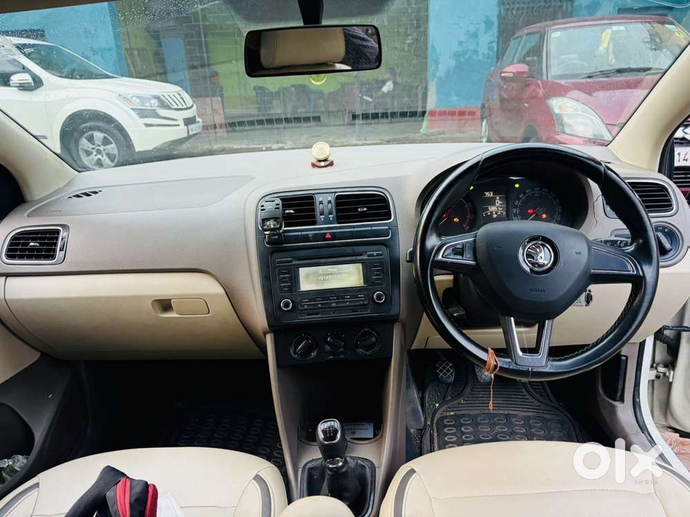 Skoda Rapid 1.6 Mpi Ambition, 2016, Petrol