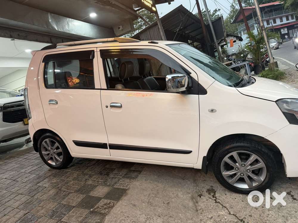 Maruti Suzuki Wagon R Vxi Opt, 2018, Petrol