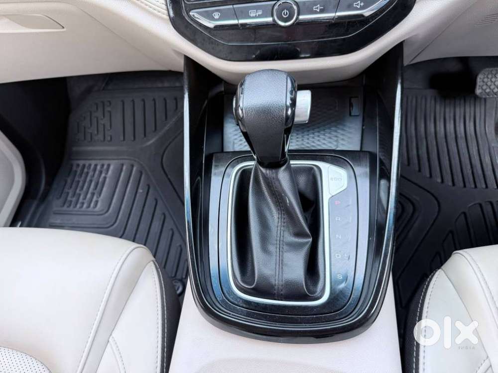 Mg Hector Sharp Pro 1.5 Turbo Cvt, 2022, Petrol