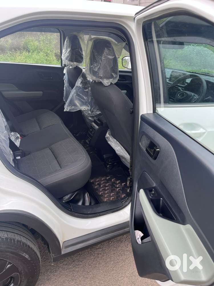 Tata Punch Adventure, 2025, Petrol
