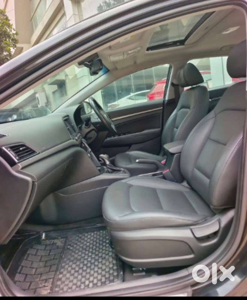 Elentra Automatic Petrol