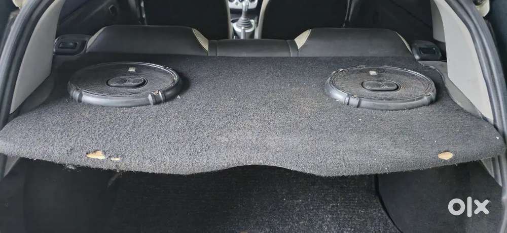 Ford Figo Zxi Petrol 2011