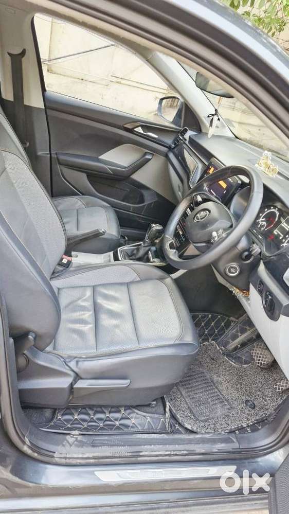 Skoda Kushaq 1.0 Tsi Style, 2022, Petrol